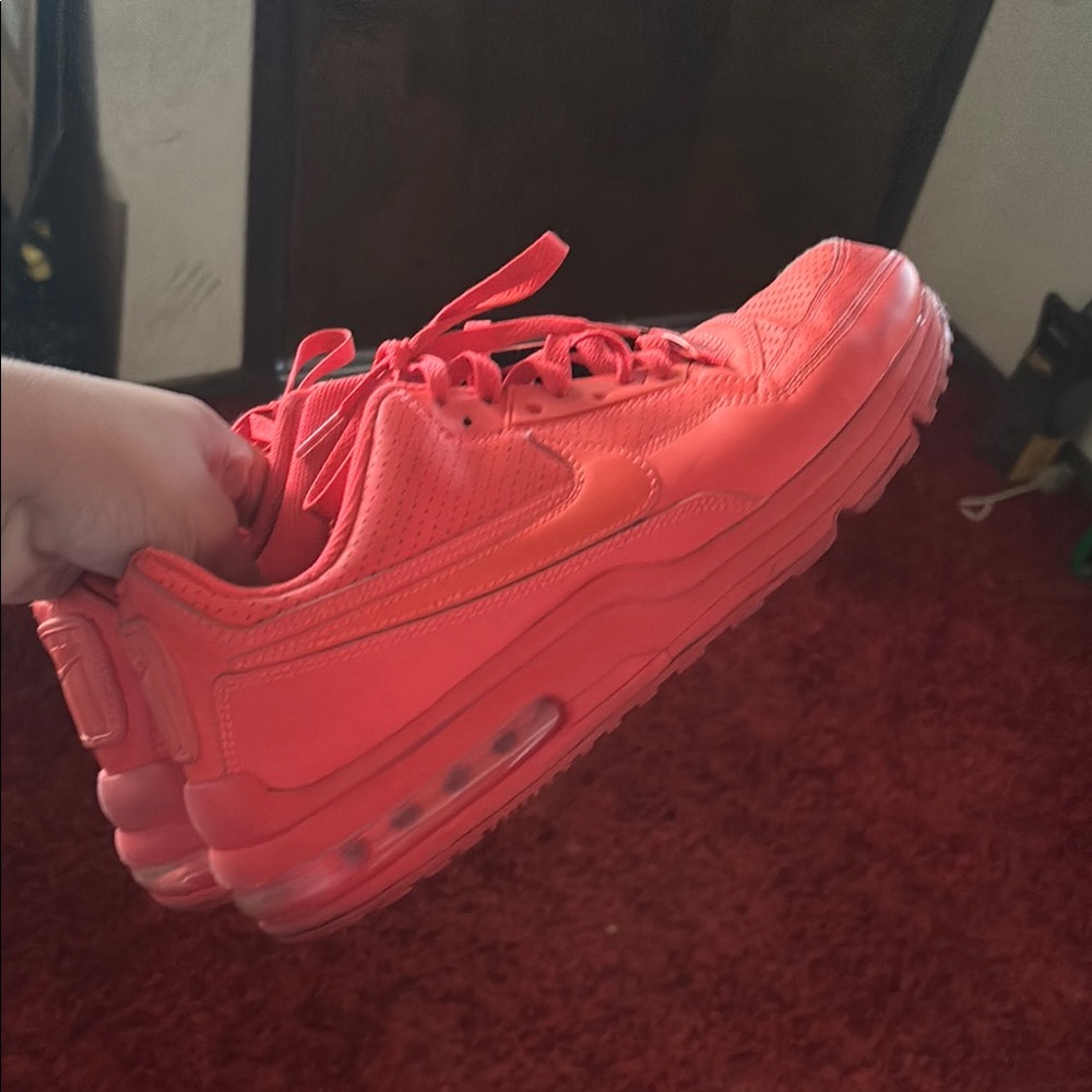 Nike Pink Air Max Sneakers Vibrant Style